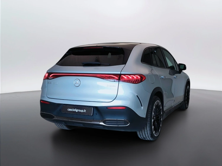 5 - Mercedes-Benz EQE 350 AMG Line Premium 4matic
