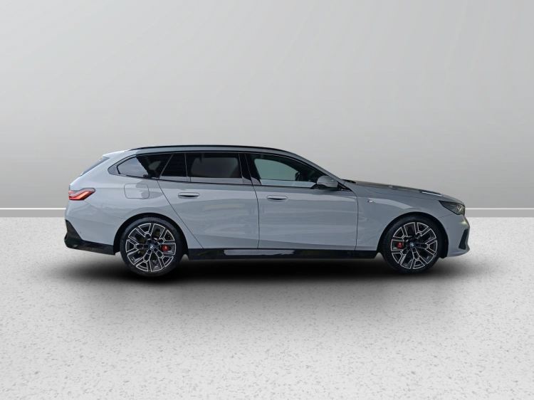 3 - BMW Serie 5 520d Touring 48V xdrive MSport auto