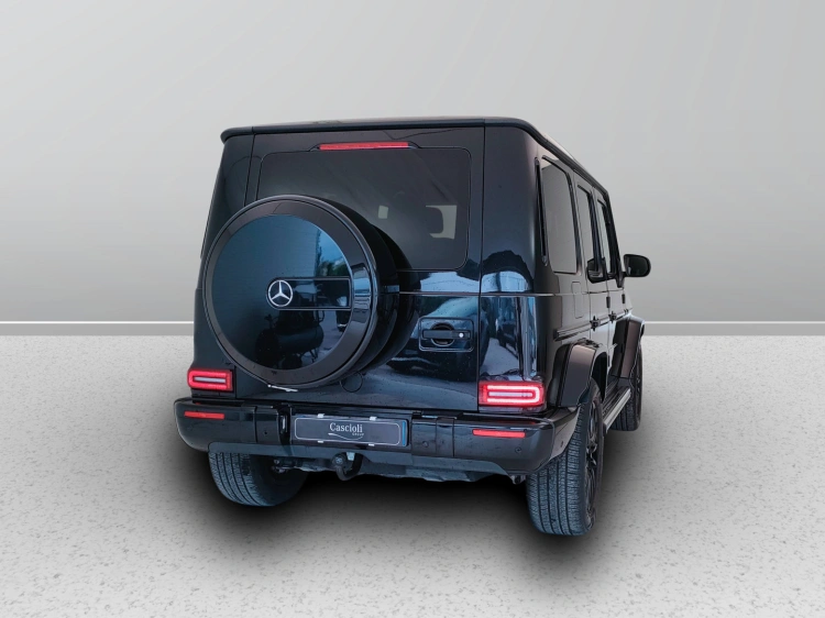 6 - Mercedes-Benz Classe G 400 d Premium Plus 330cv auto