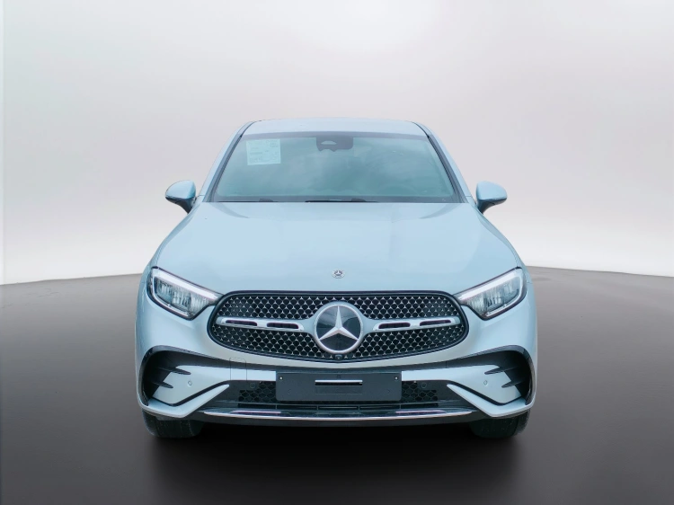 2 - Mercedes-Benz GLC 220 d 4MATIC Coupe