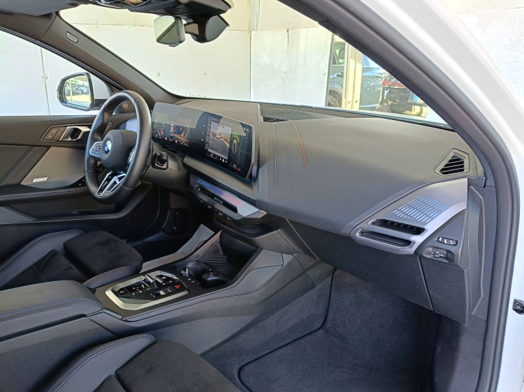 10 - BMW Serie 1 118d MSport Pro auto