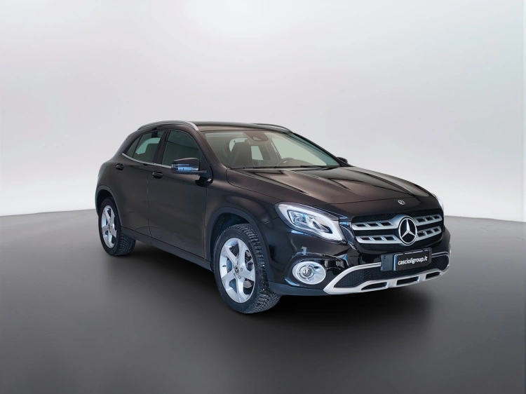 3 - Mercedes-Benz GLA 200 d Sport
