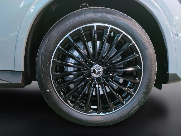 5 - Mercedes-Benz GLC 220 d 4MATIC Coupe