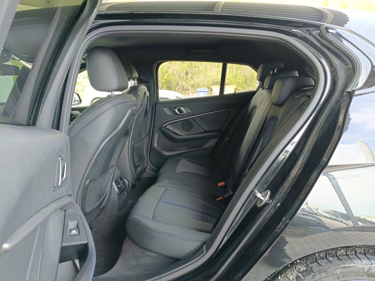 9 - BMW Serie 1 116d Msport auto