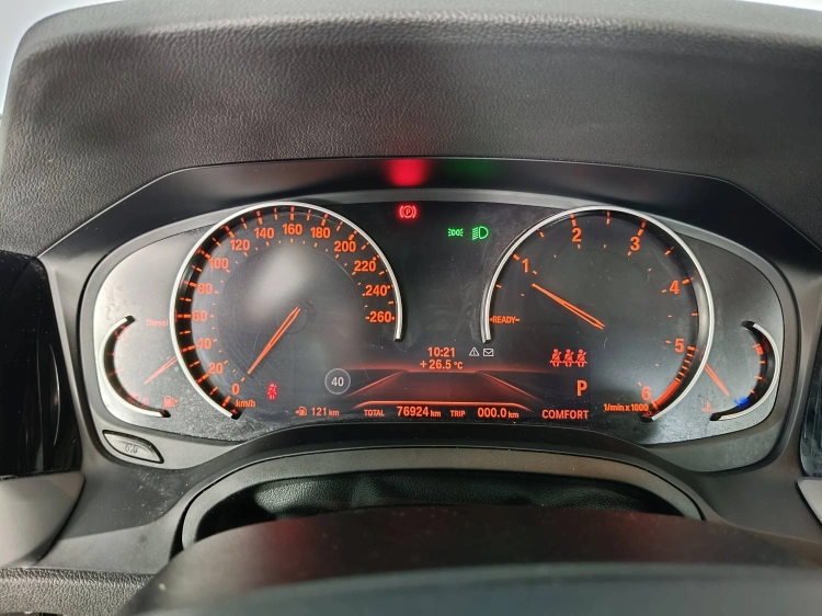 13 - BMW Serie 3 320d Touring mhev 48V xdrive auto