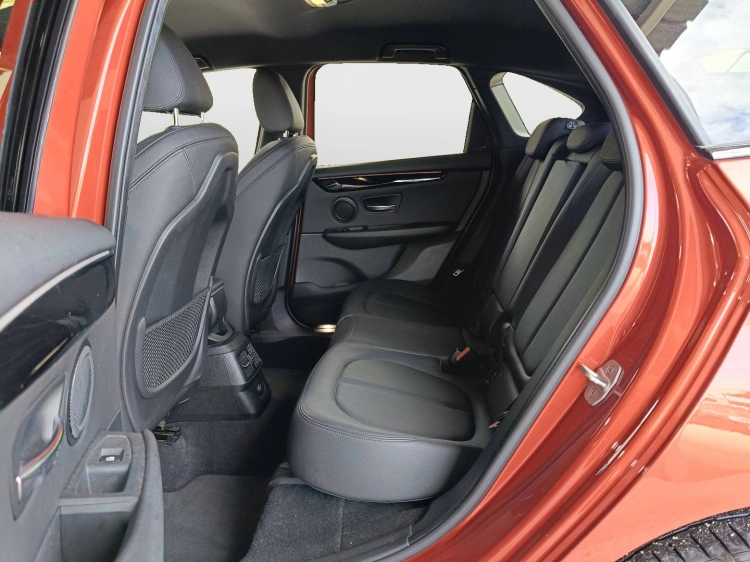 9 - BMW Serie 2 216d Active Tourer Sport auto