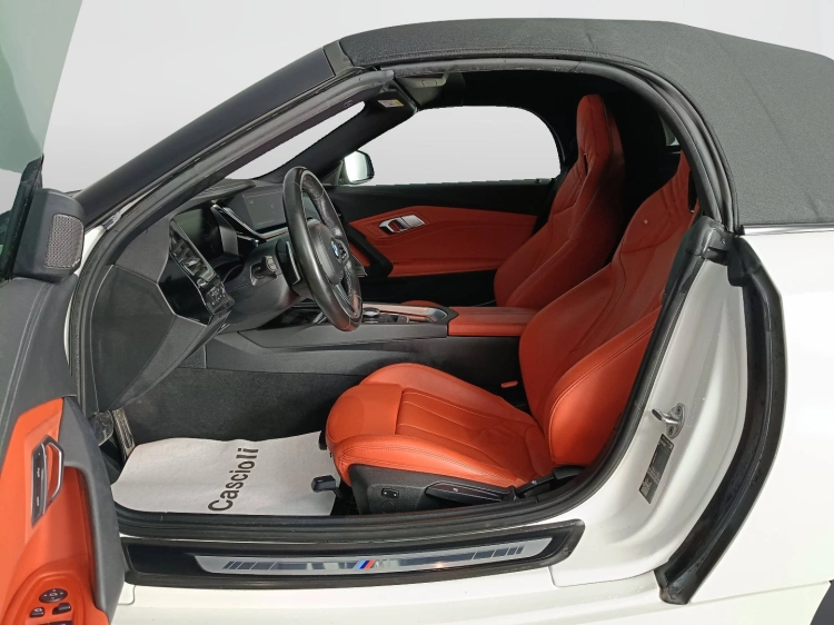 8 - BMW Z4 Z4 sdrive 20i Msport auto