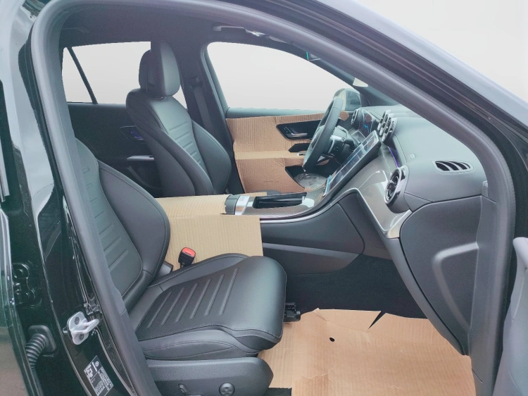 10 - Mercedes-Benz GLC 220 d 4MATIC