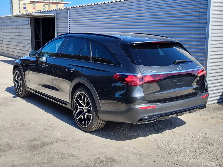 6 - Mercedes-Benz Classe E 220 d 4MATIC All Terrain