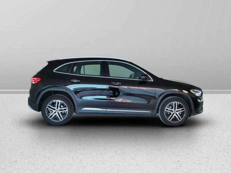 7 - Mercedes-Benz GLA 180 d Sport Plus auto
