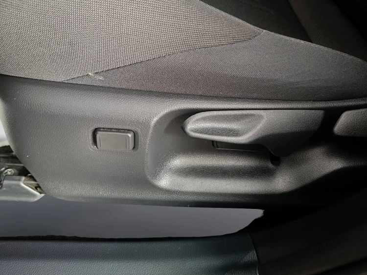 18 - Toyota C-HR C-HR 1.8 hv Trend fwd e-cvt