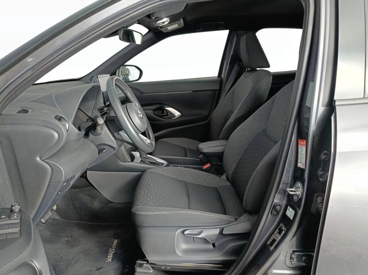 9 - Toyota Yaris Cross TOYOTA Yaris Cross 1.5 Hybrid 5p. E-CVT Trend