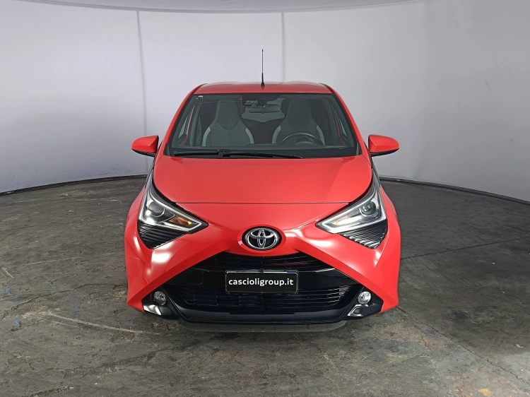 2 - Toyota Aygo Aygo 5p 1.0 x-play 72cv