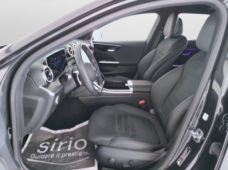 17 - Mercedes-Benz Classe C SW 300 de phev AMG Line Advanced auto