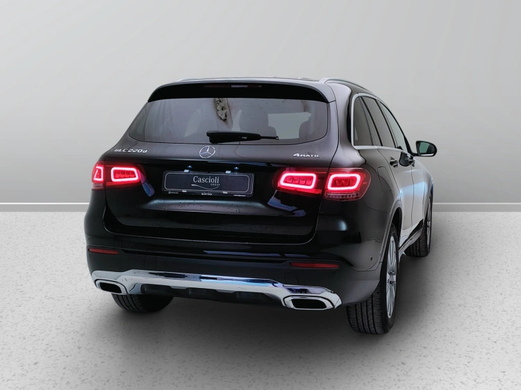 6 - Mercedes-Benz GLC 220 d Sport 4matic auto