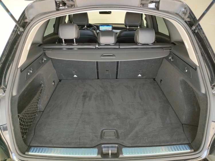 5 - Mercedes-Benz GLC 220 d Premium 4matic auto