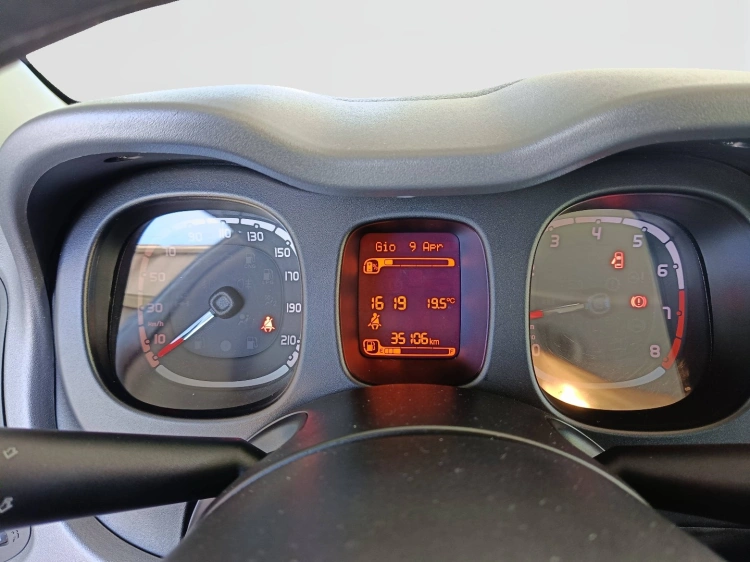 12 - Fiat Panda Panda 1.0 firefly hybrid City Life s&s 70cv