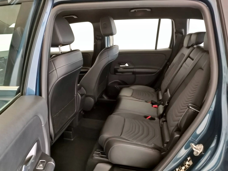 13 - Mercedes-Benz GLB 200 d Sport auto 7p.ti