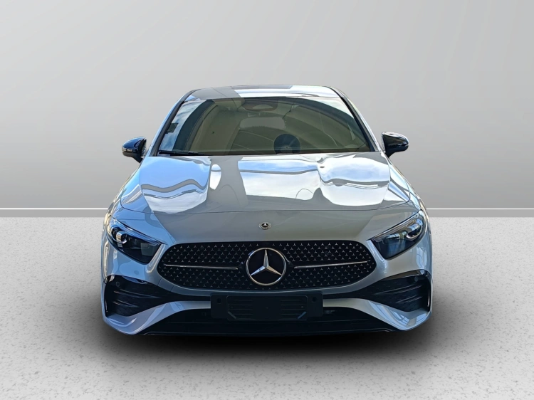 2 - Mercedes-Benz Classe A 180 d Automatic