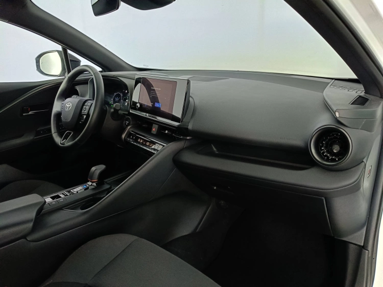 10 - Toyota C-HR C-HR 2.0 phev Trend eco fwd e-cvt