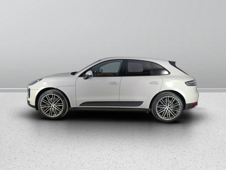 6 - Porsche Macan Macan 2.0 245cv pdk