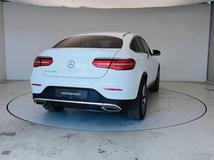 5 - Mercedes-Benz GLC Coupe 220 d Premium 4matic auto