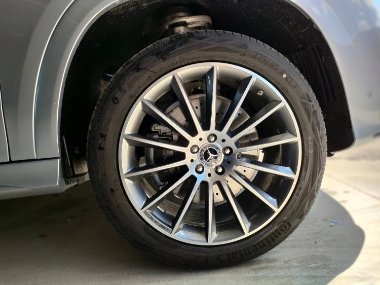 7 - Mercedes-Benz GLE 300 d 4MATIC