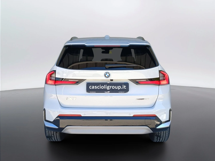 5 - BMW iX1 iX1 edrive 20 X-Line