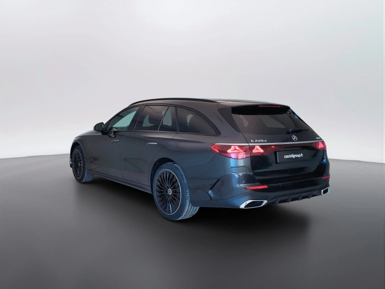 7 - Mercedes-Benz Classe E SW 220 d AMG Line Premium 4matic auto