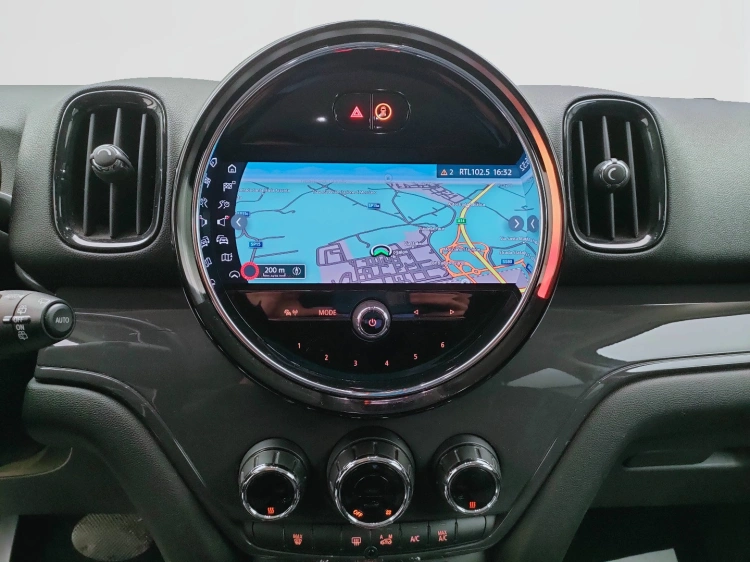 12 - MINI Countryman Mini Countryman 1.5 One D Business auto