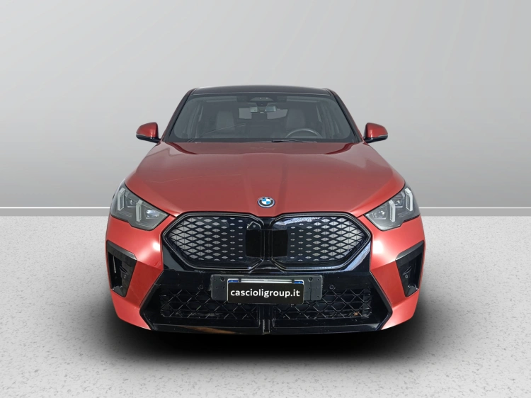 2 - BMW X2 iX2 xDrive30
