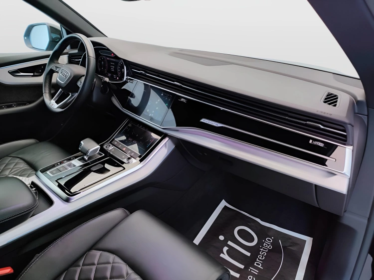13 - Audi Q8 Q8 45 3.0 tdi mhev Sport quattro tiptronic