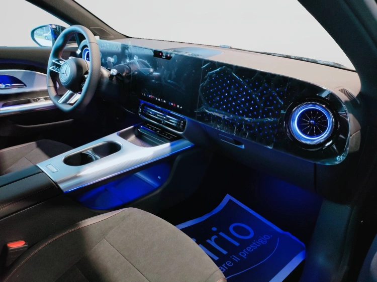 11 - Mercedes-Benz CLA 250+ Shooting Brake con tecnologia EQ