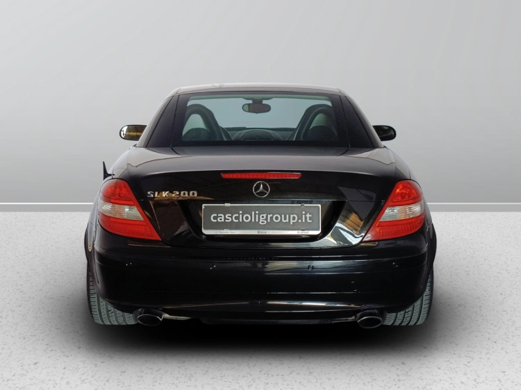 4 - Mercedes-Benz SLK 200 k