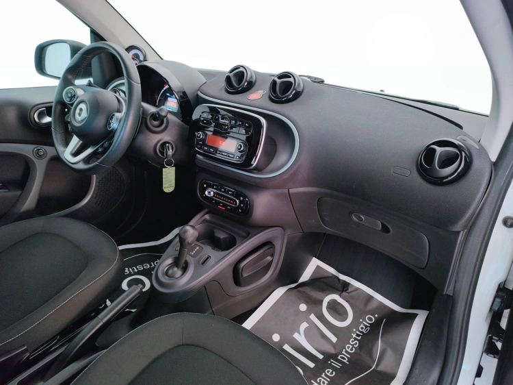 12 - smart fortwo Fortwo 1.0 Superpassion 71cv twinamic