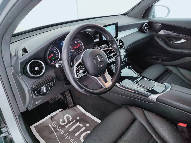 14 - Mercedes-Benz GLC Coupe 220 d Business 4matic auto