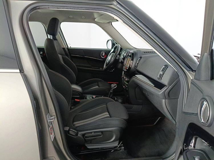 11 - MINI Countryman COOPRE SD 4LLA HIPE
