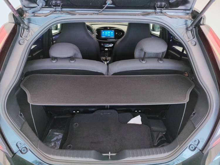 11 - Toyota Aygo X Aygo X 1.0 Trend 72cv