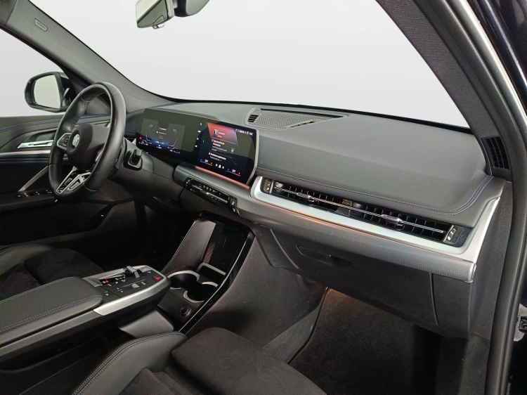 11 - BMW X1 X1 sdrive18d MSport auto