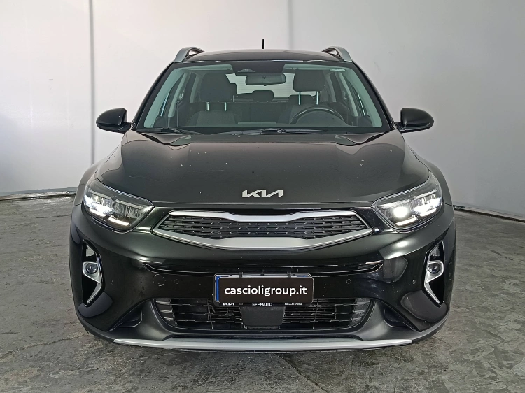 2 - Kia Stonic Stonic 1.2 dpi Urban Techno&Design Pack 84cv
