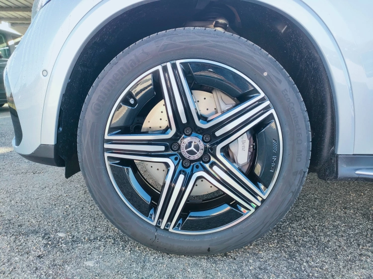 7 - Mercedes-Benz GLC 220 d 4MATIC