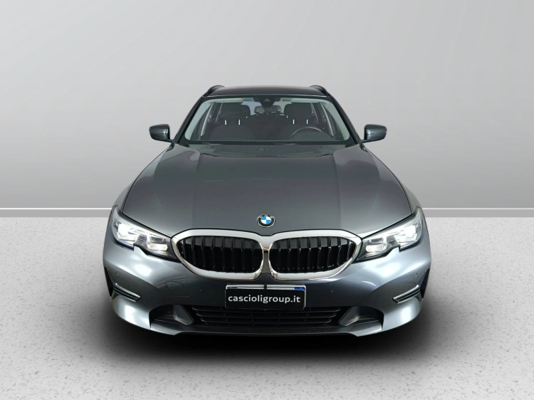 2 - BMW Serie 3 320d Touring mhev 48V xdrive auto