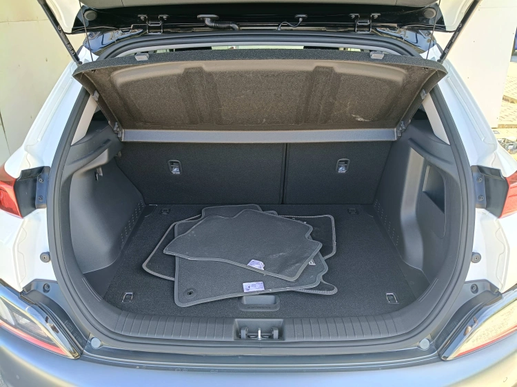 15 - Hyundai Kona Kona 1.6 gdi hev Xline Safety Pack 2wd 141cv dct
