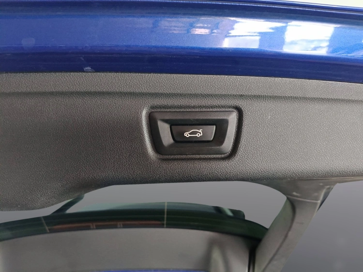 19 - BMW Serie 3 320d Touring Msport