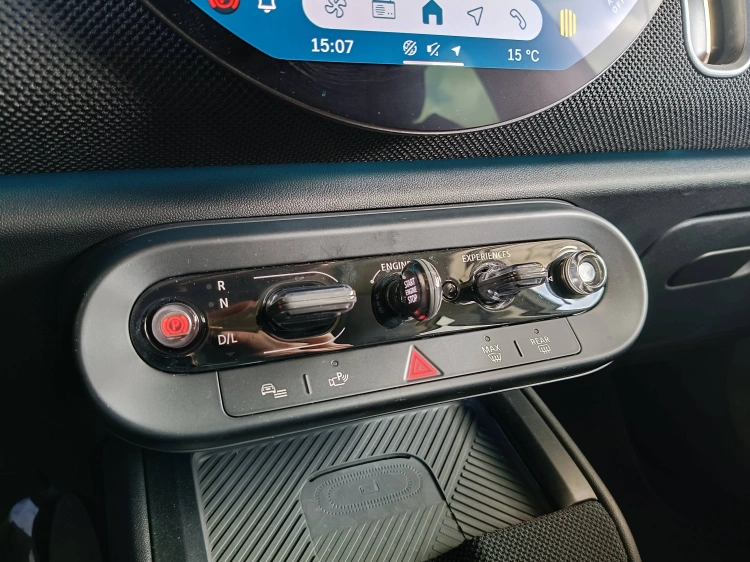 15 - MINI Countryman Mini Countryman 1.5 48V C Favoured auto