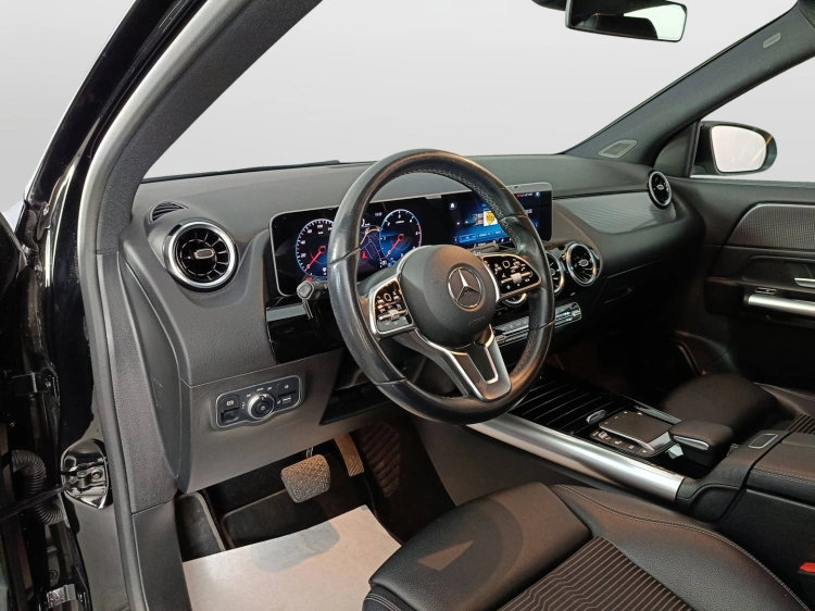 7 - Mercedes-Benz GLA 200 d Sport Plus auto