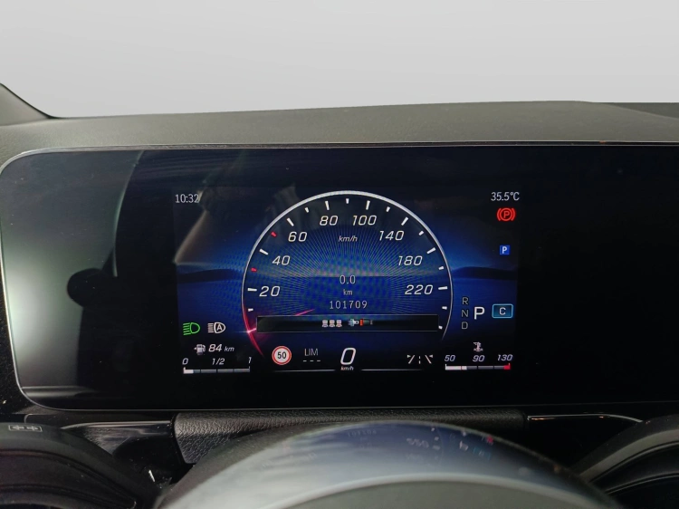 12 - Mercedes-Benz Classe B 180 d Progressive Advanced auto