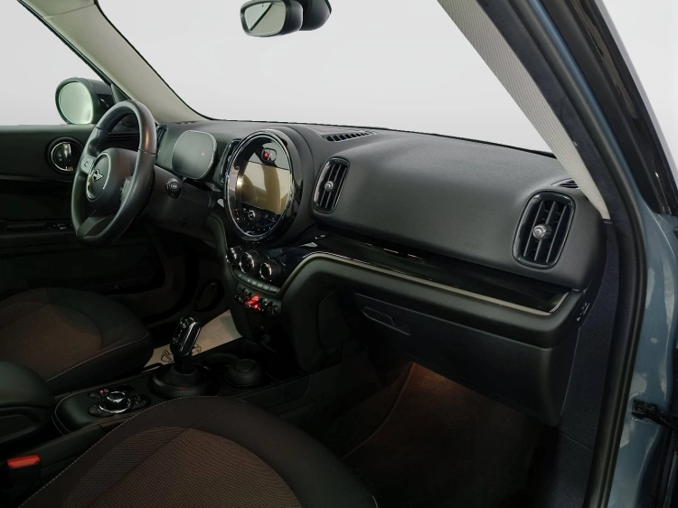 10 - MINI Countryman Mini Countryman 1.5 Cooper Essential auto