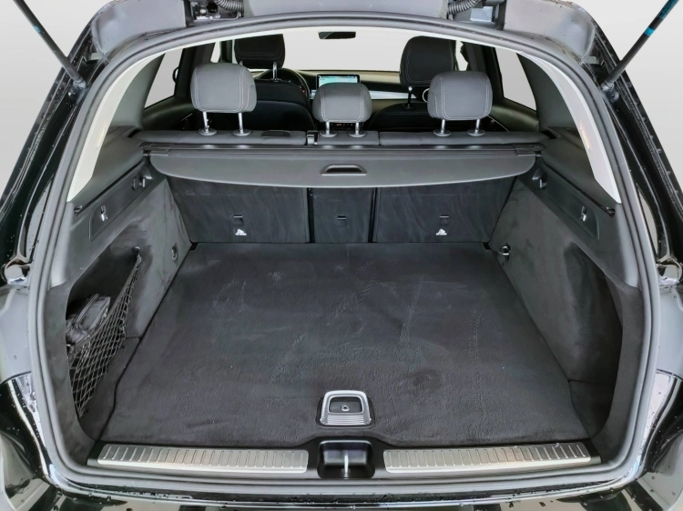 9 - Mercedes-Benz GLC 220 d Sport 4matic auto