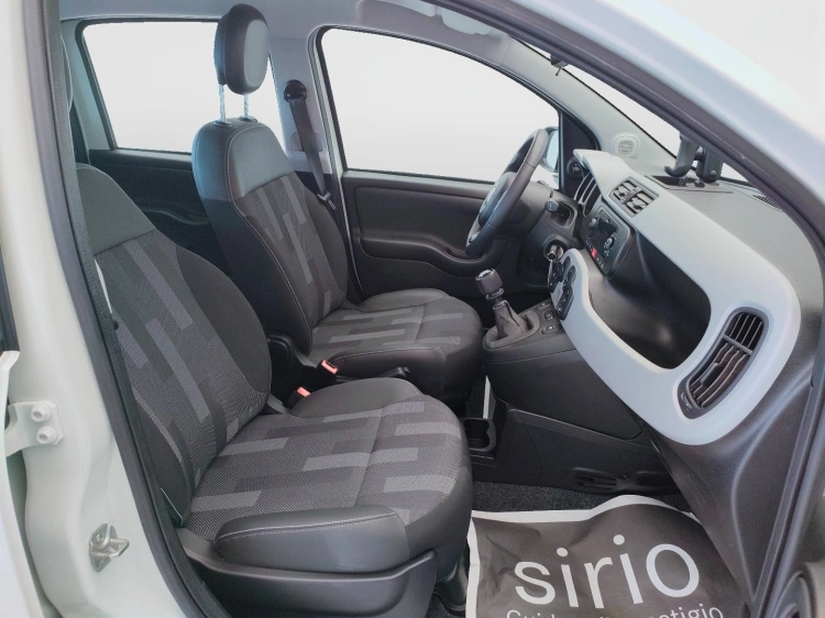 11 - Fiat Panda Panda 1.2 City Cross s&s 69cv my19